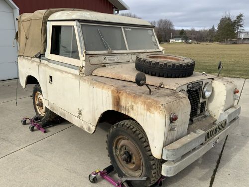 1962 land rover lr2