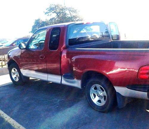 2003 ford 150 with only 64,150 miles 2wd