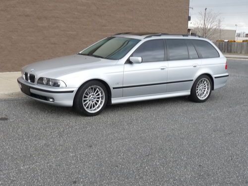 Beautiful 1999 bmw 540i sport wagon 4-door 4.4l..premium package..110k miles