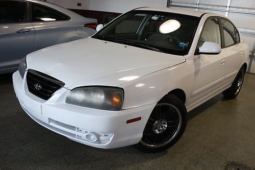 2004 hyundai elantra gls sedan 4-door 2.0l