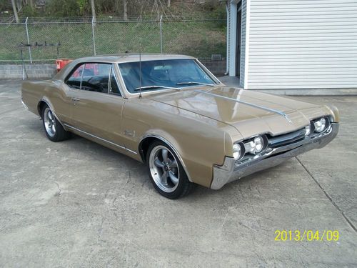 1967 oldsmobile cutlass 2 door hardtop ready to cruise