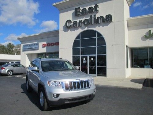 12 jeep grand cherokee laredo v6 4wd 4x4 14k miles 1 owner we finance