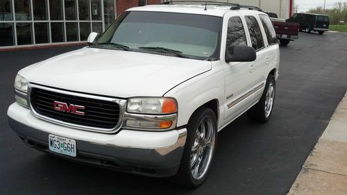 2002 gmc yukon very sharp