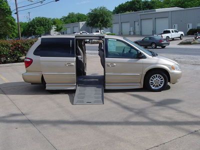Chrysler t&amp;c braun entervan handicapped wheelchair ramp van caravan 100 pics