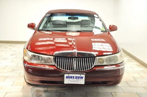 1998 lincoln town car executive sedan 1 owner 41k