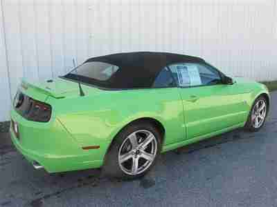 GT Convertible 5.0L CD Rear Wheel Drive Power Steering 4-Wheel Disc Brakes A/C, US $38,632.00, image 4