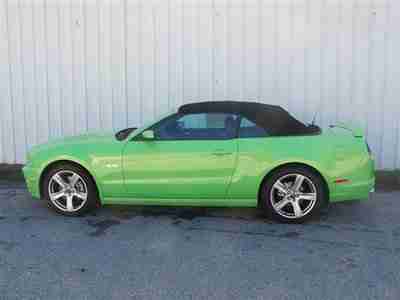 GT Convertible 5.0L CD Rear Wheel Drive Power Steering 4-Wheel Disc Brakes A/C, US $38,632.00, image 7