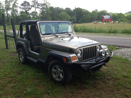 2005 jeep wrangler x sport utility 2-door 4.0l