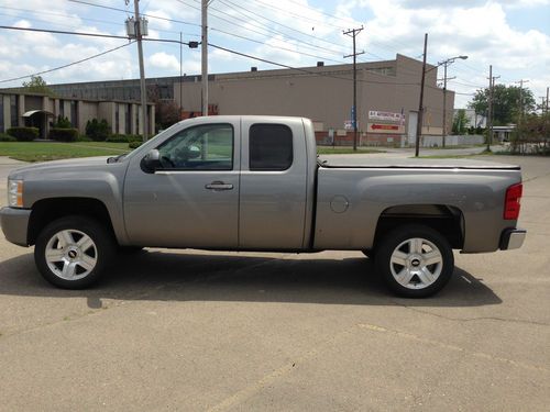 2007 chevrolet silverado 1500 ltz extended cab pickup 4-door 5.3l