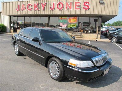 Black on black navigation sunroof thx sound system chrome wheels backup sensors