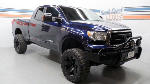 Toyota tundra double cab sr5 4x4, v8, lift kit, 20 wheel, warranty! we finance!