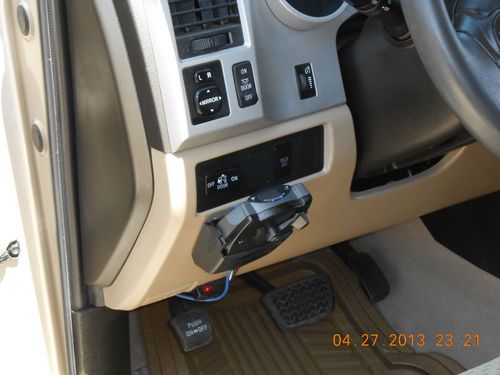 2008 Toyota Tundra SR5 Extended Crew Cab Pickup 4-Door 5.7L, US $24,890.00, image 17