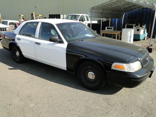 2002 ford crown victoria police interceptor