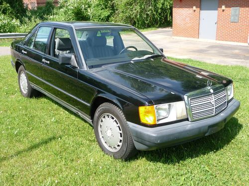 1986 mercedes 190 e 2.3 4cyl excellent condition