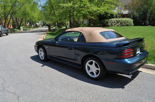 1995 Ford Mustang GT Convertible 2-Door 5.0 V8, 5-speed, Adult owned, 68k miles, image 3