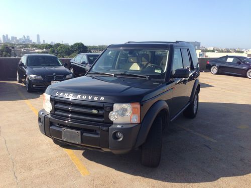 2005 land rover lr3 se one owner ,clean carfax records records!!