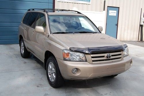 Warranty one owner 2006 toyota highlander v6 4wd 3rd row sunroof 24 mpg suv 06