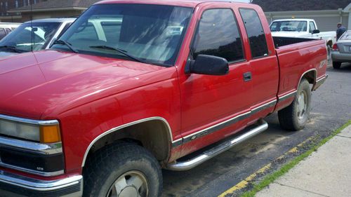 1998 chevy 1500 181,176 miles have key starts &amp; runs