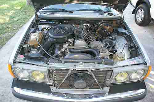 NEW PICTURES W123 Mercedes Benz 300D turbodiesel priced to sell fast, US $4,200.00, image 13
