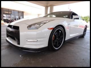 2014 nissan gt-r 2dr cpe track edition power seats security system navigation