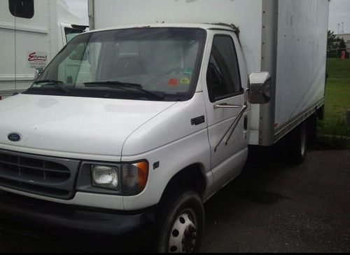 Ford e350 box truck