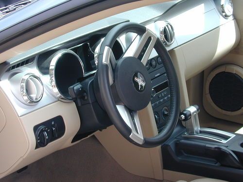 2008 Ford Mustang GT Coupe 2-Door 4.6L, image 7