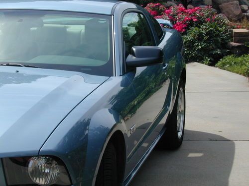 2008 Ford Mustang GT Coupe 2-Door 4.6L, image 8