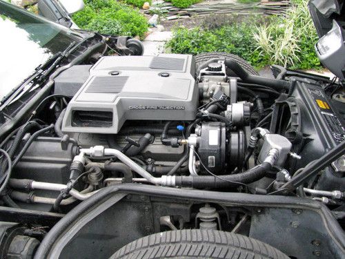 1984 Chevrolet Corvette Silver/Gray Excellent Condition, image 11