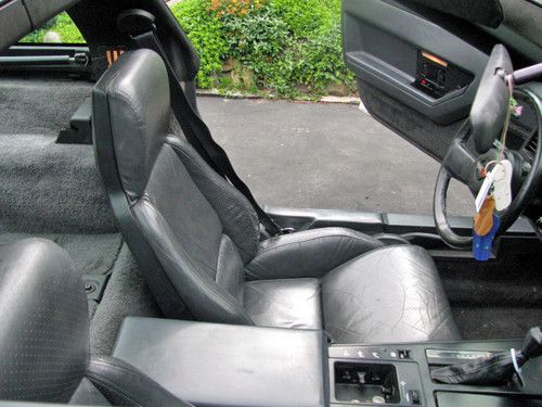 1984 Chevrolet Corvette Silver/Gray Excellent Condition, image 12