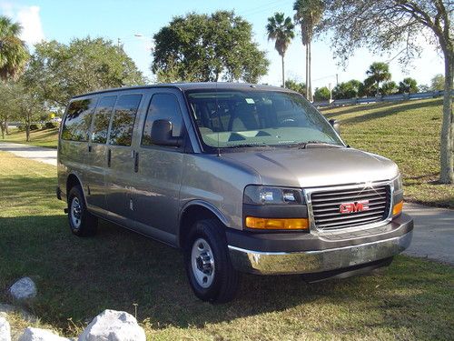 08  HANDICAP TRANSPORT  VAN WITH BRAUN MILLENIUM  WHEELCHAIR LIFT FLORIDA, US $16,995.00, image 3
