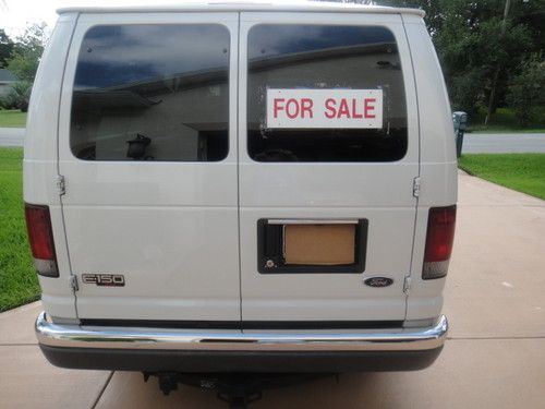 Ford e-150 xlt 2004,orig 60k near new,great for work,camping