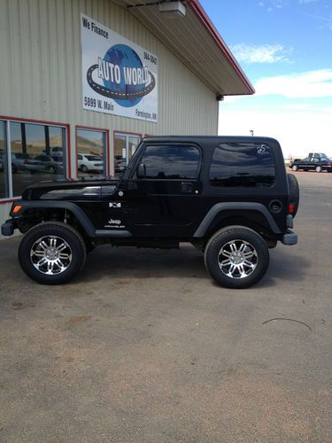 2004 jeep wrangler x sport utility 2-door 4.0l