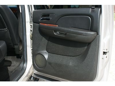 duramaxx ltz 4x4 leather sunroof navigation 6.6 liter turbo diesel automatic, US $34,995.00, image 71