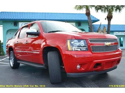 Loaded and luxurious 2009 chevrolet avalanche 5.3l v8 sunroof 20" wheels