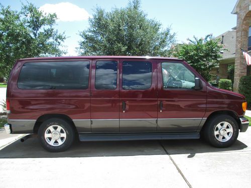 2005 Ford Chateau E150 Van, image 4