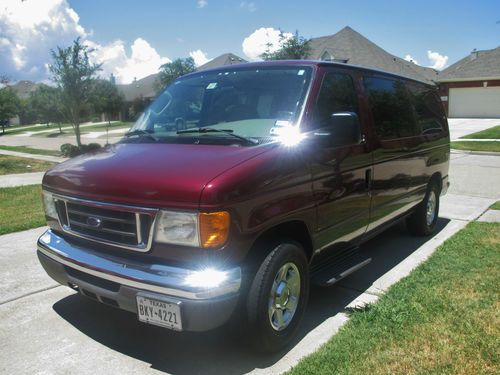 2005 Ford Chateau E150 Van, image 5