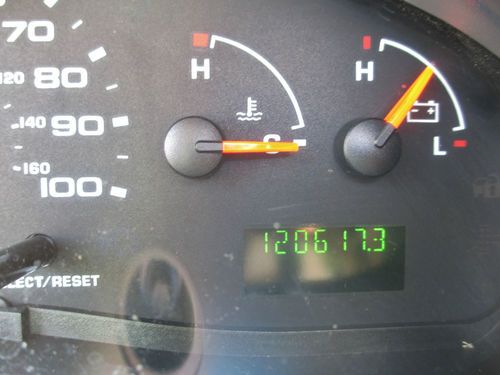 2005 Ford Chateau E150 Van, image 7