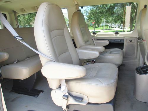 2005 Ford Chateau E150 Van, image 8