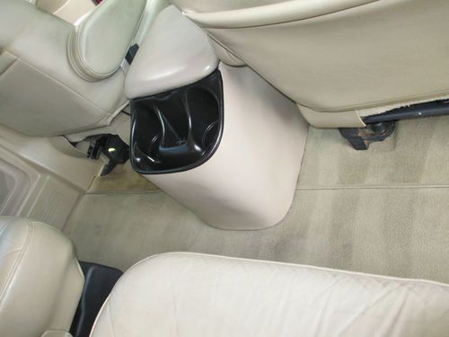 2005 Ford Chateau E150 Van, image 10