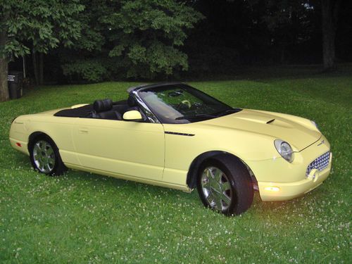 2002 ford thunderbird base convertible 2-door 3.9l