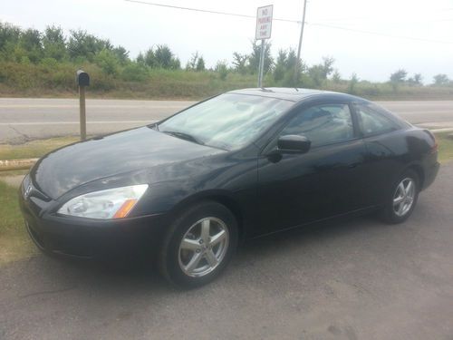 2003 accord 2 door, 1 owner car, nice, clean