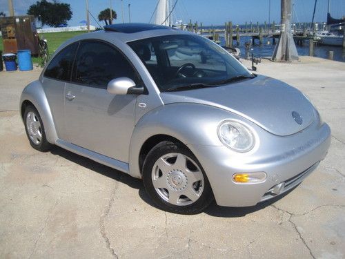 01 tdi beetle, auto trans, leather, sunroof, seat heat, no reserve! runs great