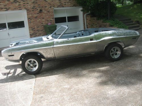1971 dodge challenger convertible, project car     *******look********