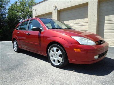 2002 ford focus zx5/nice!look!wow!affordable!warranty!look!