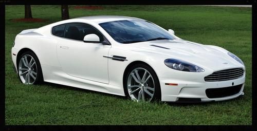 2011 aston martin dbs 1 owner only 1900 miles. extra clean florida car brand new