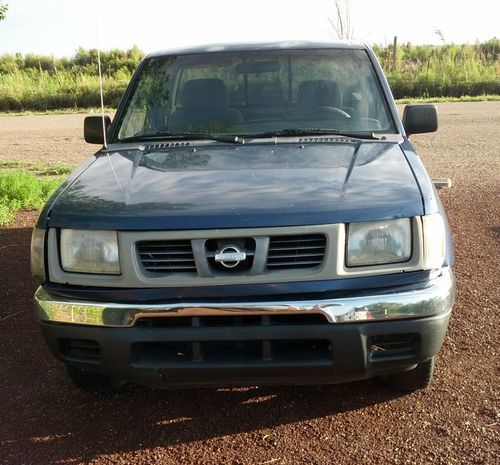 2000 nissan frontier xe extended cab pickup 2-door 2.4l