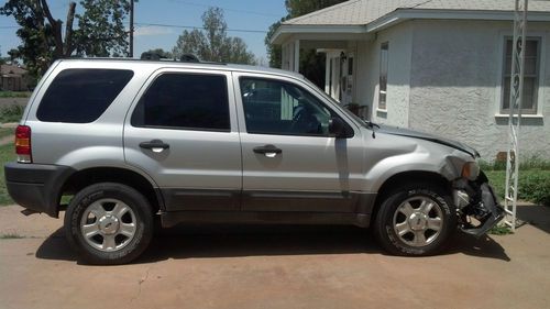 2003 ford escape xlt sport utility 4-door 3.0l