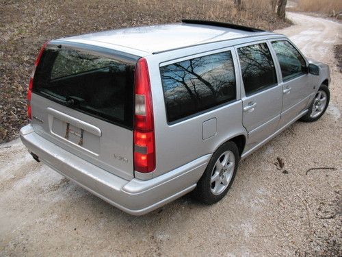 Lqqk! 2 owner loaded wagon recent service timing belt battery brakes ready2go nr