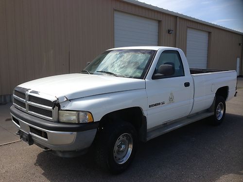 1998 dodge ram 1500 st standard cab pickup 2-door 5.2l