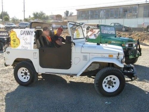 1973 toyota fj40